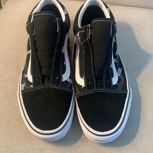 Vans Old Skool black and white Size 8.5 Woman’s